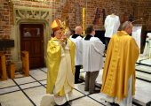 Wprowadzenie relikwii Św. Jana Pawła II - 11.10.2020