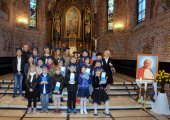 Inauguracja nowego roku Uniwersytetu Biblijnego dla Dzieci i poświęcenie różańców - 8.10.2017